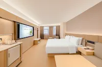 Ji Hotel （Guiyang Jiaxiu Tower）