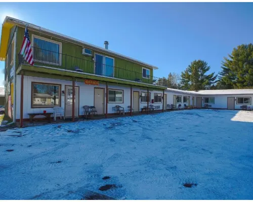 Love Hotels Tomahawk by OYO at Lake Mohawksin WI Hotels in Tomahawk