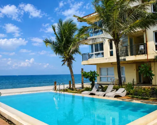 Brisa Marina Beach Resort powered by Cocotel Hotels in Morong