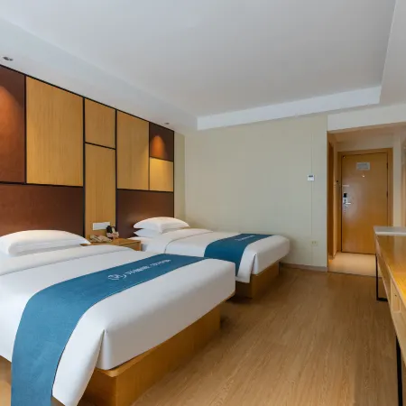 Home Inn UP Huayi Collection (Lu'an Railway Station Branch)