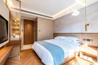 North Latitude27° Hotel - Parkplatz