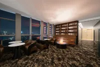 Qiantang Guanyun High-Rise River View Luxury Youth Hostel (Hangzhou Xingyi Subway Station) - parking