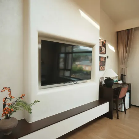 Beichui Jiayuan SheYe B&B (The North Post Office Location, Arctic Village, Mohe)
