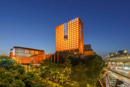 Xinjiang Zunmao Yindu Hotel Autonomous Region Museum Store) - 5-Star