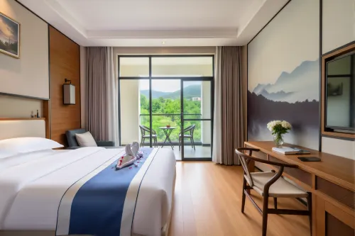 Lushui Youshan Homestay - Mountain View