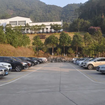 Xinfeng Utop Spring Primeval Forest Resorts