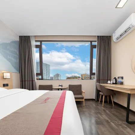 Shankee Chain Hotel (Suining Central Hospital Central Business District Pedestrian Street)