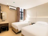 Hotel Ming Star Hotels near Bukit Puteri