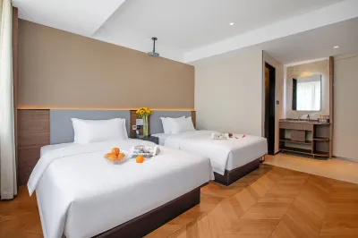 Kunming Jinsheng Zhixuan Hotel (Green Lake Park Tongde Plaza) Hotels in North Railway Station