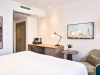 Radisson Blu Hotel, London Tottenham Court Road Hotels near Fitzrovia