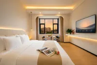 Yuxiao Garden Homestay (Mangshi Square) - Romantic
