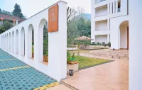 Yunqi Yougu Private Tang Homestay Ya'an Bifengxia Branch - 온천
