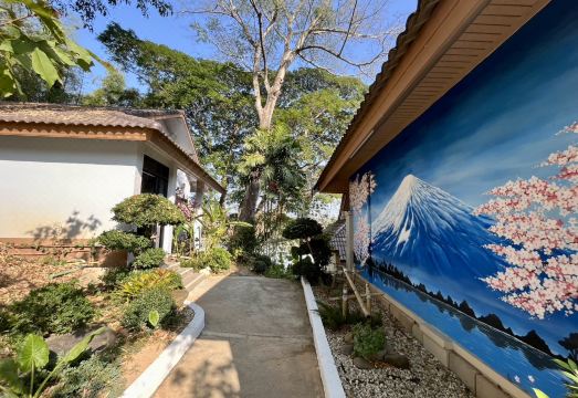 치앙콩 티크 가든 리버프런트 호텔