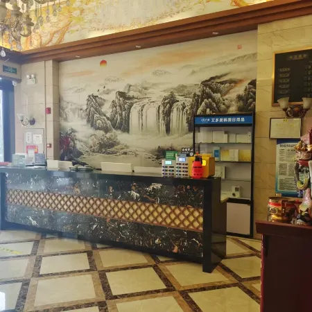 Linglong Business Hotel