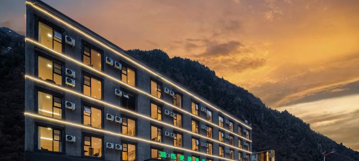 Urban Convenience Hotel (Li County Bipenggou Scenic Area Li Xiaolu Branch) Hôtels à&nbsp;: Lixian