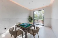 Yijingshanju Light Luxury Resort Hotel (Guling Scenic Area Liushanwang Park Branch)