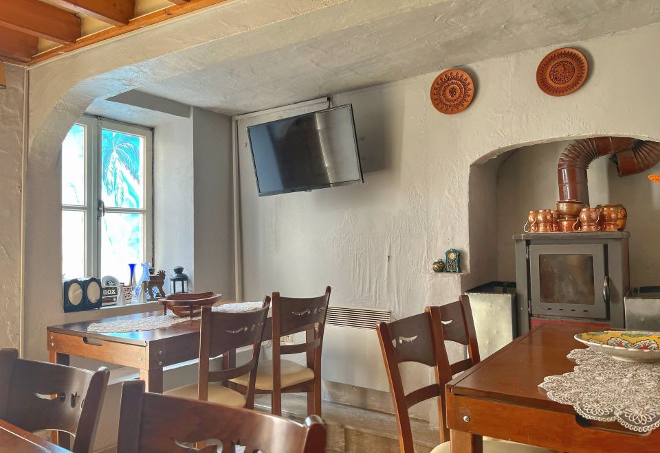 에올야 고누크 에비의 고풍스러운 객실 내부