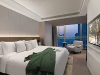 Somerset Future Center Wuhan Hotels near Guiyuan Temple