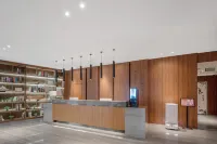 Huairen Wellness Hotel