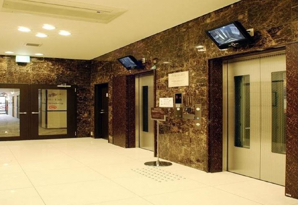 3. 토요코 인 오사..