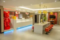 Luohe Lujia Hotel Hotel a Nehe
