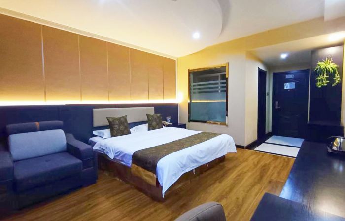 Dunhua Service Building Hotel