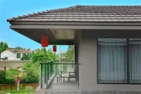Shili Langyue Hot Spring Homestay - Ya'an Moon Lake Branch Hotels in Ya'an