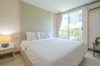 Shamrock Hotel Pattaya - parking