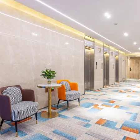 Mercure Lanting Hotel (Lanzhou Olympic Sports Center Wanda Mao Branch)