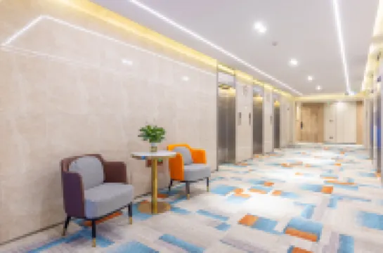 Mercure Lanting Hotel (Lanzhou Olympic Sports Center Wanda Mao Branch)