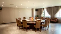 Saint Water Dragon Hotel Apartment - Breakfast