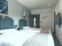 Yueji Homestay - 발코니