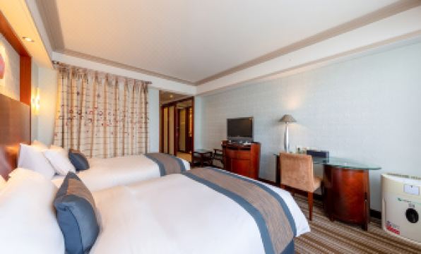 Xingcheng Hotel (Zhuhai Seashore Swimming Pool Love Road)