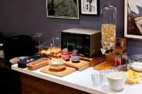 Travelodge Nagoya Sakae - breakfast