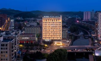 Dalian Wafang Atour Hotel