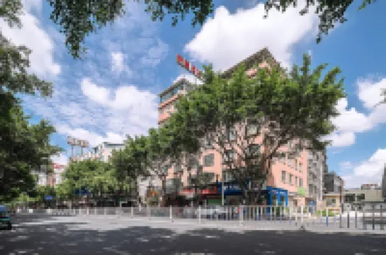 Yulin Yuecheng Hotel (Chengzhan Road Railway Station Branch)