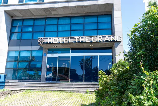 Hotel the Grang Jungmun โรงแรมใกล้เชจูชุงมุน รีสอร์ท