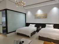 Ru Ni Suo Yuan Homestay (Lushan Xihai Zhelin Laozhen Feiyi Meishi Wenchuangyuan)