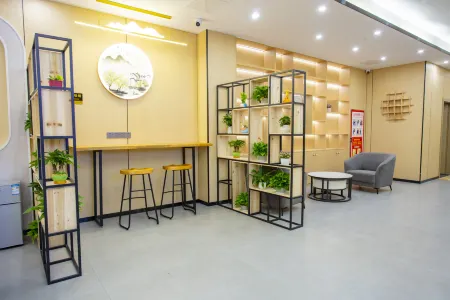 LIFENGHOTEI Отели рядом с достопримечательностью «Lake Biwa Scenic Area»