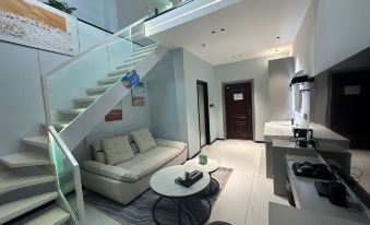 Blues Light Luxury B&B Apartment (Tianfu Square)