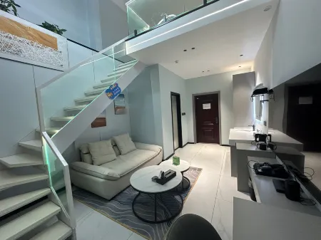 Blues Light Luxury B&B Apartment (Tianfu Square) Отели в г. Сяои