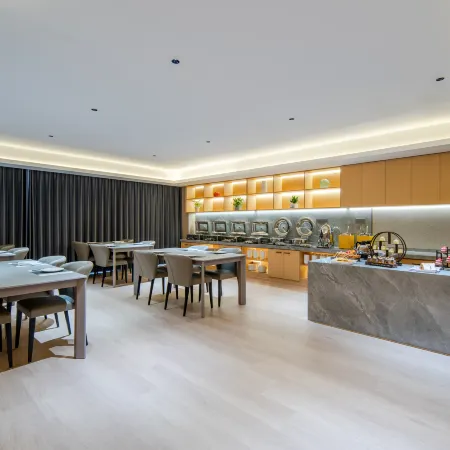 Suqian Jingdong Smart City Rezen Hotel