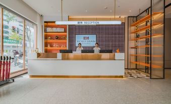 Borrman Hotel (Zhuhai Doumen Daxin Xinduhui Branch)