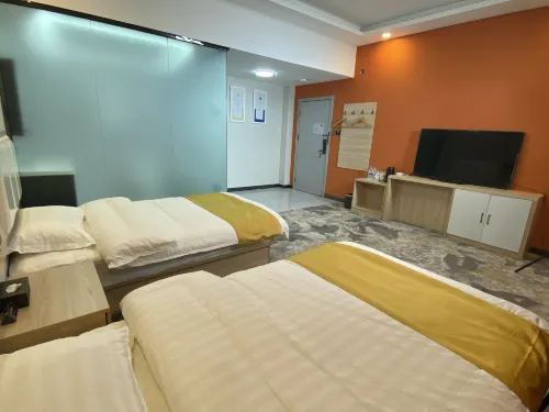 Le Lin Express Hotel （Hetian railway station）