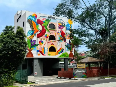 Coliwoo Hotel Pasir Panjang Hotels near Mindef Cp