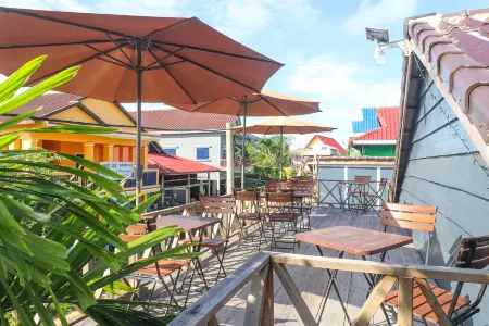 The Azure - M'Pai Bay Отели рядом с достопримечательностью «Као Тауч Бич»