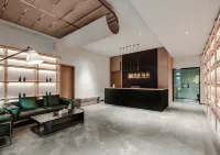 Datong Xinyu Crown Hotel