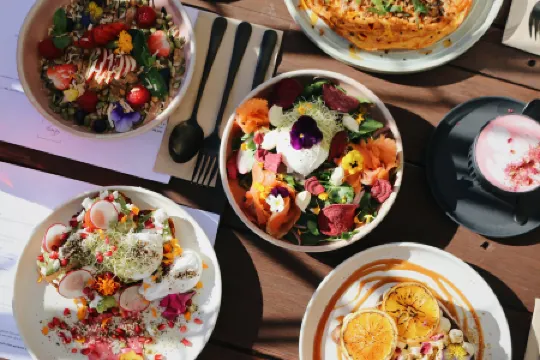 Salamanca Wharf Hotel Отели рядом с достопримечательностью «Парк Бейвью»