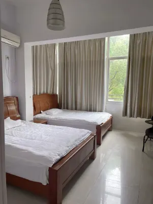 Mengnong Hostel Hotels near Xianchao Xianmai Melon Seeds