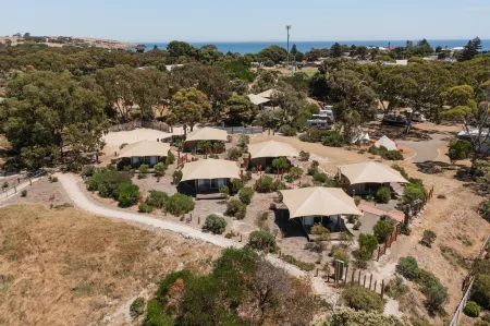 Seafront Holiday Park Kangaroo Island Отели рядом с достопримечательностью «Kangaroo Island Sealink»